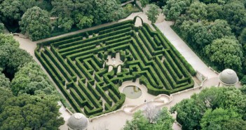 labyrinth-park