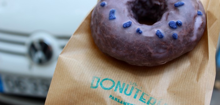 Cacao violeta donut