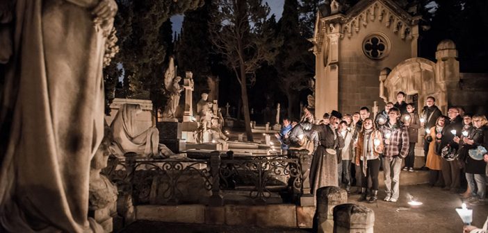 Cemetery Montjuïc Night Tour