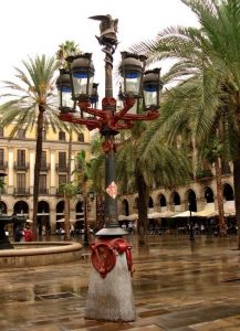 street lamps placa reial