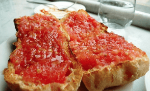 Pan con tomato